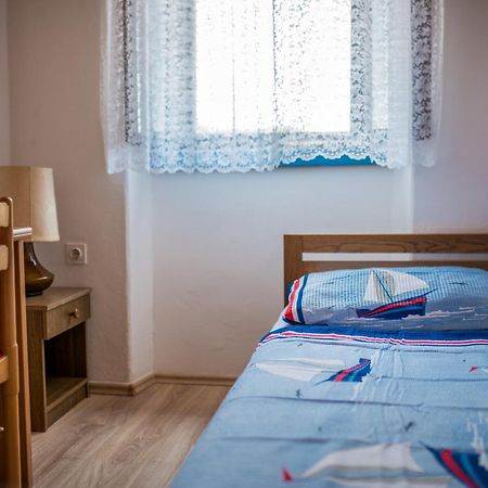 Hostel Flora Mali Lošinj Værelse billede