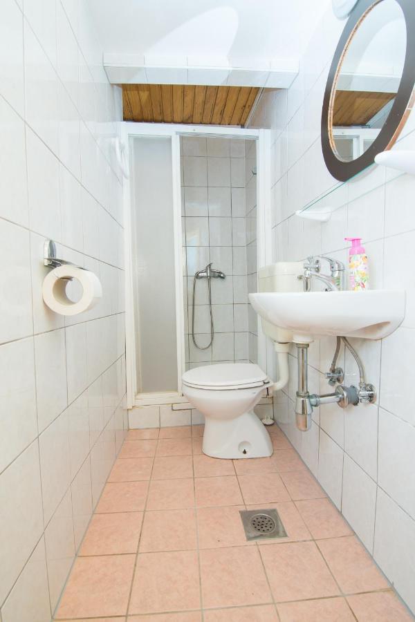 Hostel Flora Mali Lošinj Eksteriør billede