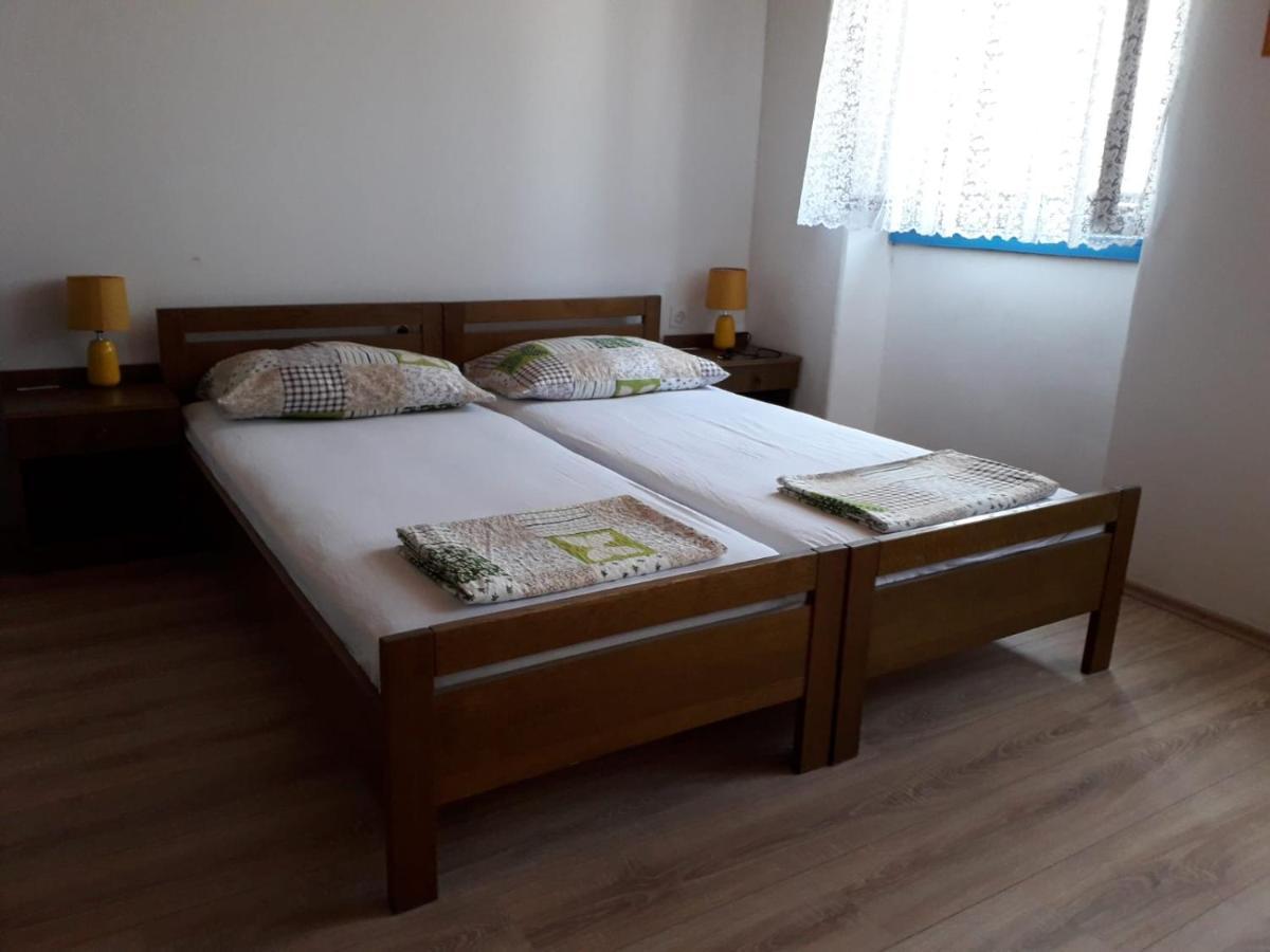 Hostel Flora Mali Lošinj Værelse billede